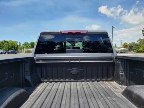Certified 2025 Chevrolet Silverado 2500 ZR2 w/ Technology Package AWD/4WD image 6