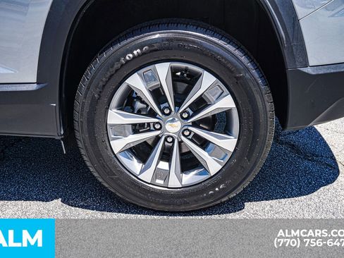 Used 2026 Chevrolet Equinox LT FWD image 16