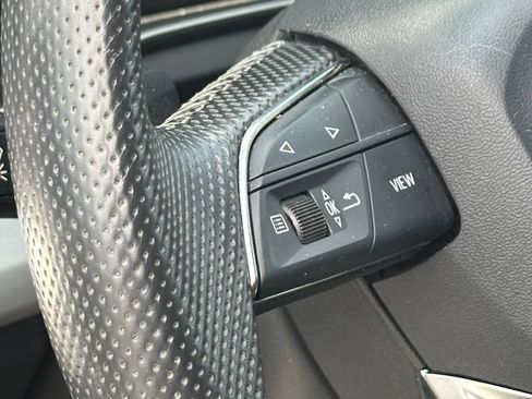 Used 2023 Audi Q5 e Premium Plus AWD/4WD image 22