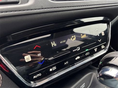 Used 2021 Honda HR-V EX image 33