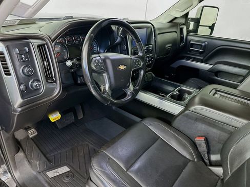 Used 2019 Chevrolet Silverado 2500 LTZ w/ Duramax Plus Package AWD/4WD image 30