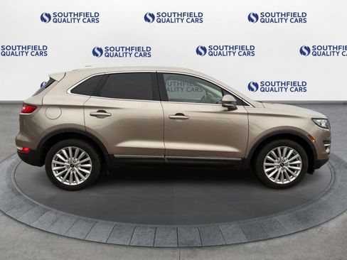 Used 2019 Lincoln MKC Premiere image 8