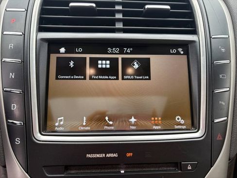 Used 2016 Lincoln MKX Reserve w/ Equipment Group 102A AWD/4WD image 24