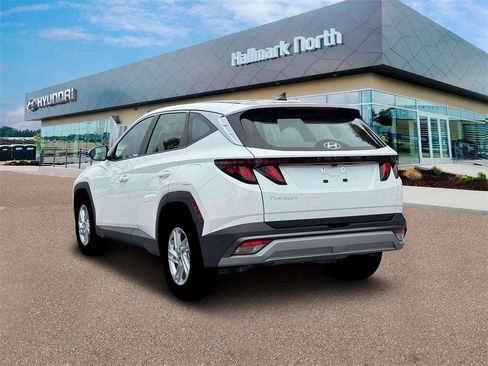 New 2026 Hyundai Tucson SE image 5