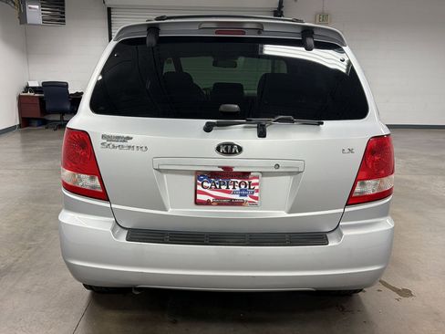 Used 2006 Kia Sorento 2WD image 10