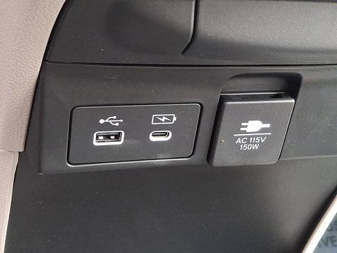 Used 2025 Honda Odyssey Elite image 28