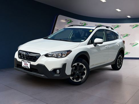 Certified 2023 Subaru Crosstrek 2.0i Premium AWD/4WD image 3