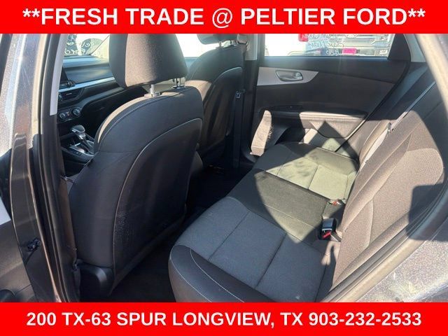 Used 2024 Kia Forte LXS FWD image 9