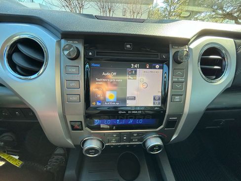 Used 2014 Toyota Tundra Platinum image 27