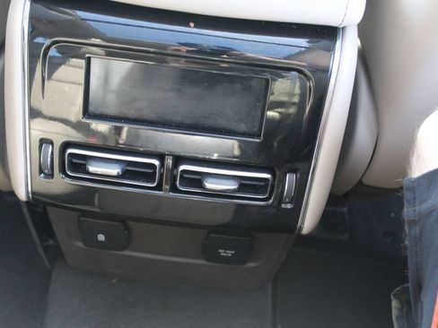 Used 2023 Lincoln Aviator Reserve w/ Equipment Group 201A AWD/4WD image 18