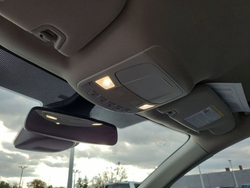 Certified 2024 Ford Edge SEL image 30