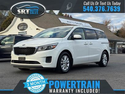 Used 2016 Kia Sedona LX w/ LX Essentials Premium Package