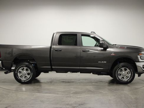 New 2026 RAM 2500 Big Horn AWD/4WD image 9