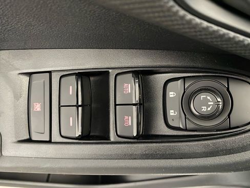 Certified 2025 Subaru Crosstrek 2.5i Sport w/ Popular Package #4A image 11