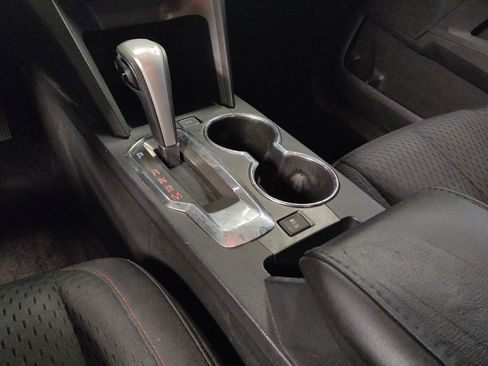 Used 2015 GMC Terrain SLE FWD image 26