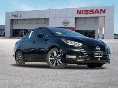 New 2025 Nissan Versa SV w/ Trunk Package