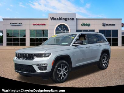 Used 2025 Jeep Grand Cherokee Limited w/ Trailer Tow Package