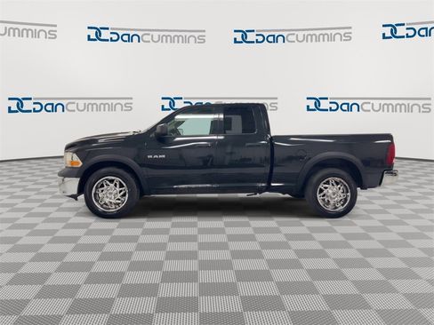 Used 2010 Dodge Ram 1500 Truck ST w/ SXT Appearance Group image 5