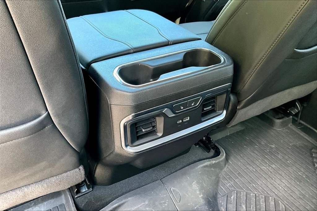 Used 2024 Chevrolet Silverado 2500 LTZ w/ LTZ Premium Package AWD/4WD image 13