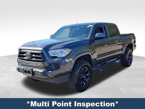 Used 2022 Toyota Tacoma SR image 4