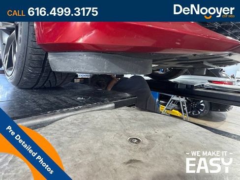 Used 2017 Chevrolet Camaro SS RWD image 9