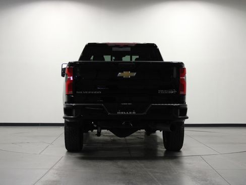 Used 2025 Chevrolet Silverado 2500 High Country image 5