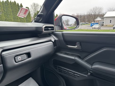 Used 2026 Toyota 4Runner Limited image 23