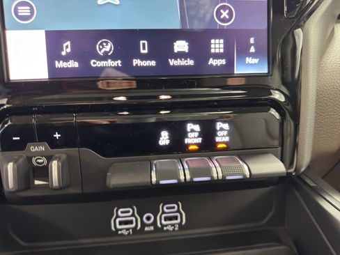 New 2026 RAM 1500 Laramie w/ Laramie Preferred Package image 32