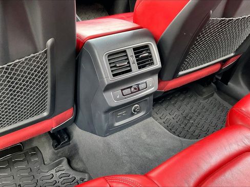 Used 2019 Audi SQ5 Premium Plus image 24