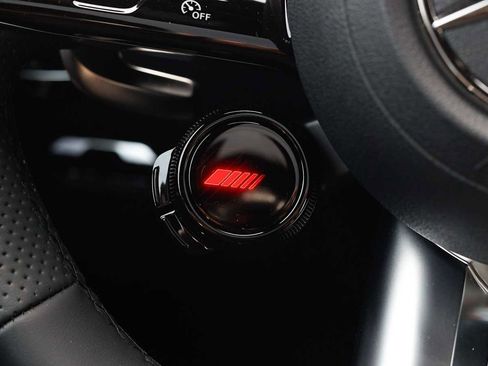 New 2026 Mercedes-Benz GLC 43 AMG 4MATIC Coupe image 34