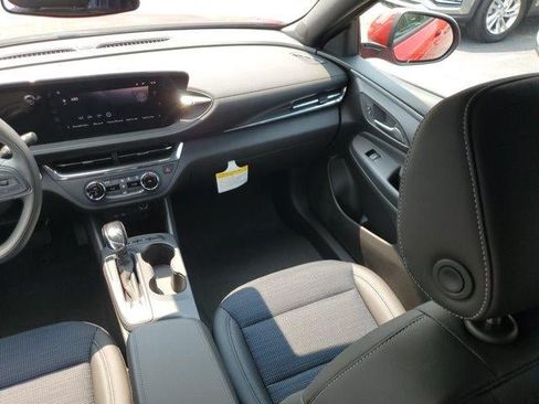 New 2026 Buick Envista Preferred FWD image 7