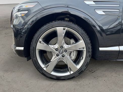 Used 2022 Genesis GV80 2.5T w/ Prestige Package 04 AWD/4WD image 16