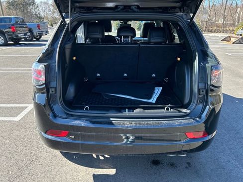 Used 2022 Jeep Compass High Altitude image 12