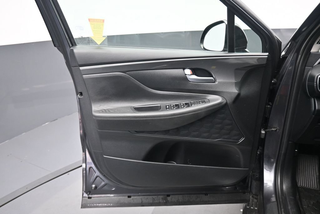 Used 2022 Hyundai Santa Fe XRT w/ Winter Weather Package FWD image 9