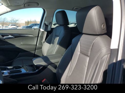 New 2026 Buick Envision Preferred image 18