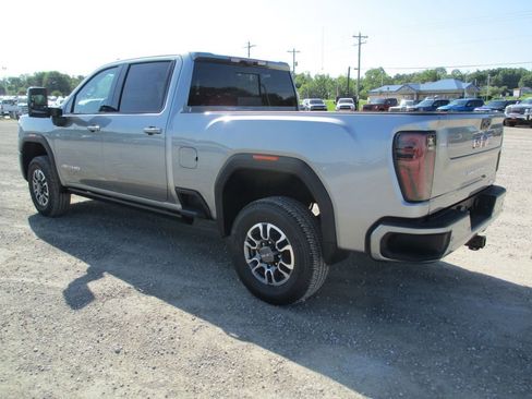 New 2026 GMC Sierra 2500 AT4 w/ AT4 Premium Plus Package AWD/4WD image 9