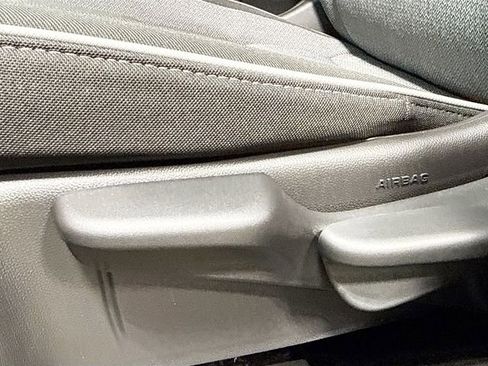 New 2026 Chevrolet TrailBlazer LT w/ Midnight Edition image 21