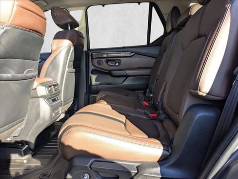 Used 2024 Honda Pilot Elite image 23