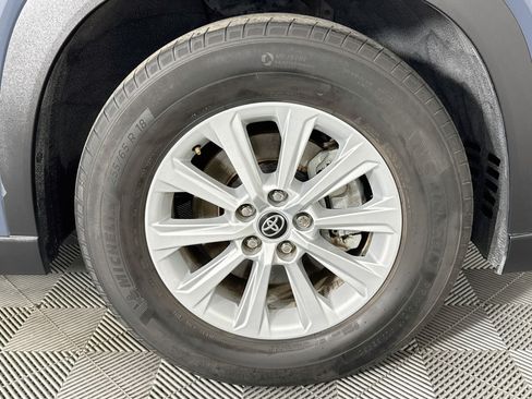 Used 2024 Toyota Grand Highlander FWD image 30