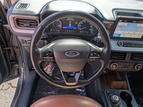Used 2022 Ford Maverick Lariat FWD image 16