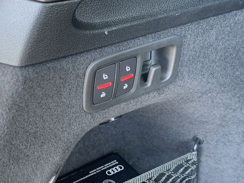 Certified 2025 Audi Q7 2.0T Premium Plus w/ Premium Plus Package image 33