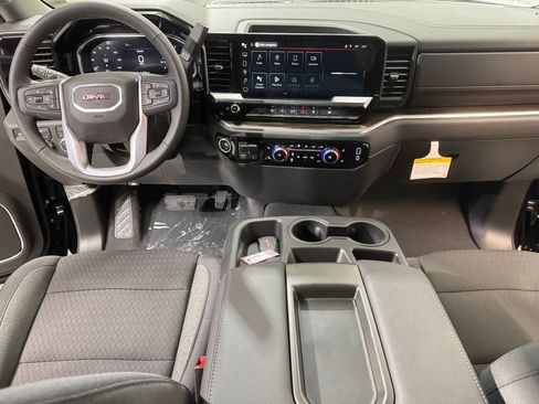 New 2026 GMC Sierra 1500 Elevation image 10
