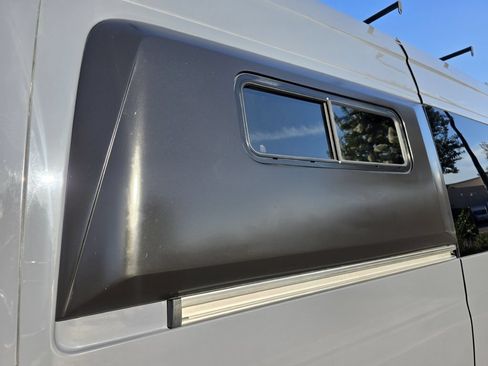 Used 2021 Mercedes-Benz Sprinter 2500 image 18
