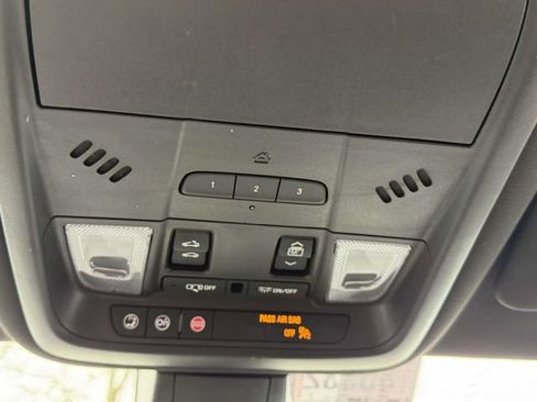 Certified 2024 Cadillac XT6 Luxury image 36