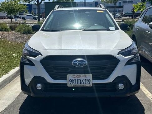 Used 2024 Subaru Outback Onyx Edition AWD/4WD image 3