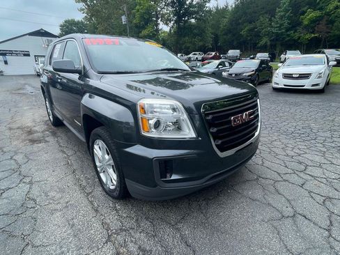 Used 2017 GMC Terrain SLE FWD image 13