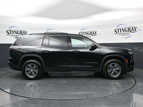 Used 2026 Chevrolet Traverse LT AWD/4WD image 8