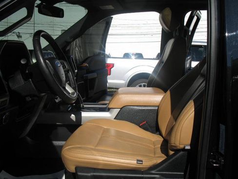 Used 2019 Ford F150 Lariat AWD/4WD image 18