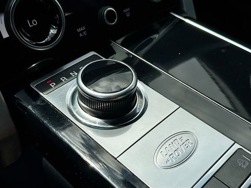 Used 2021 Land Rover Range Rover P525 Westminster Edition AWD/4WD image 18