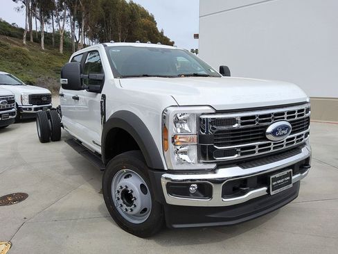 New 2026 Ford Transit 350 XLT RWD image 5
